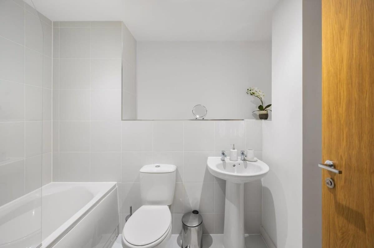 A Lovely 2 Bedroom Apartment In The Heart Of Preston Preston  Extérieur photo